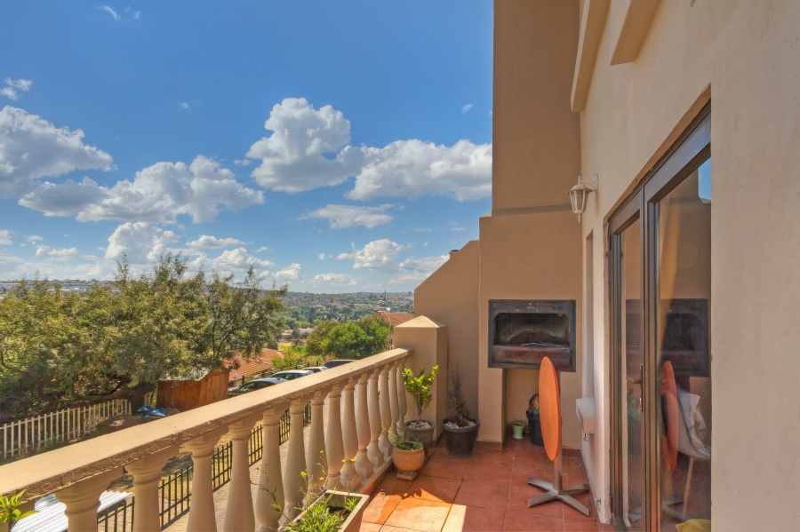 3 Bedroom Property for Sale in Winchester Hills Gauteng