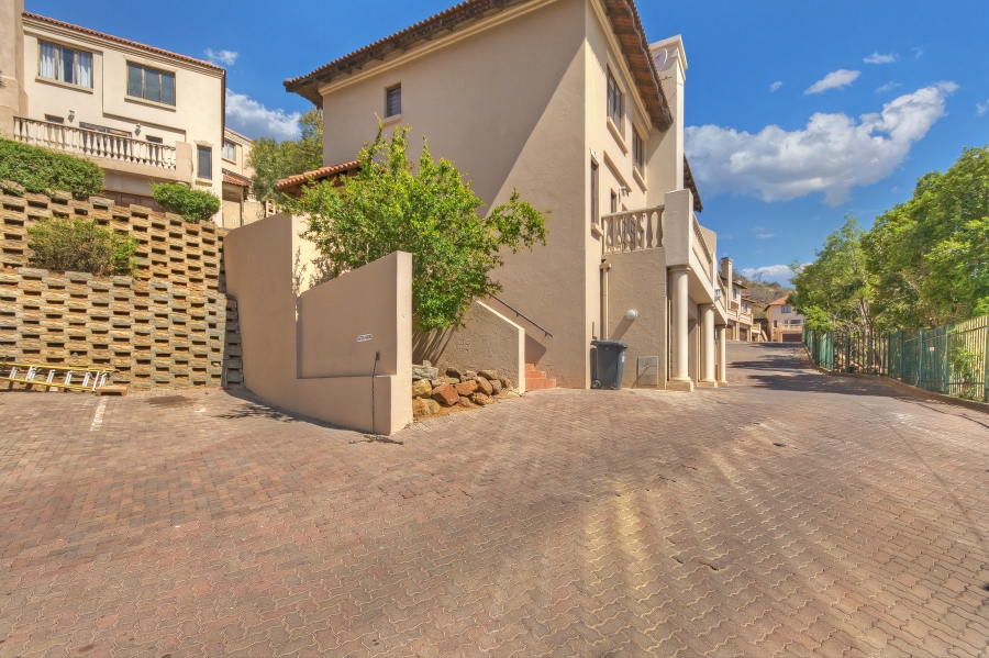 3 Bedroom Property for Sale in Winchester Hills Gauteng
