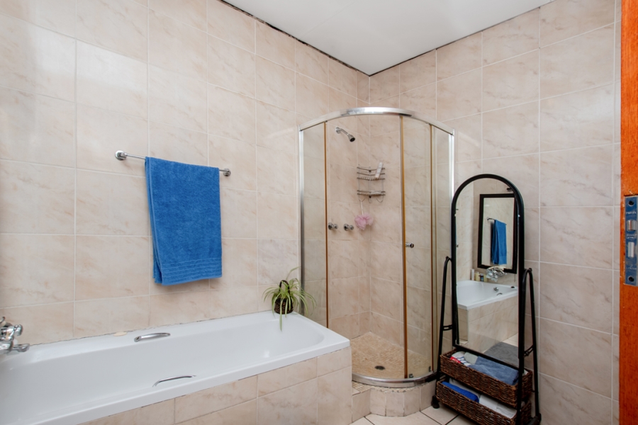 3 Bedroom Property for Sale in Elandshaven Gauteng