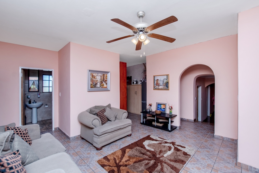 3 Bedroom Property for Sale in Elandshaven Gauteng