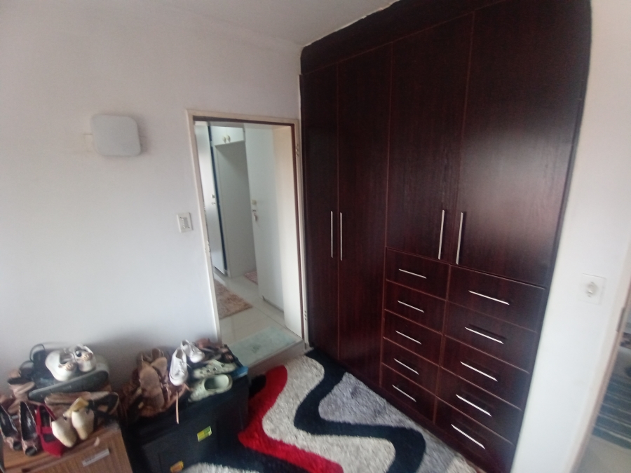 4 Bedroom Property for Sale in Mondeor Gauteng