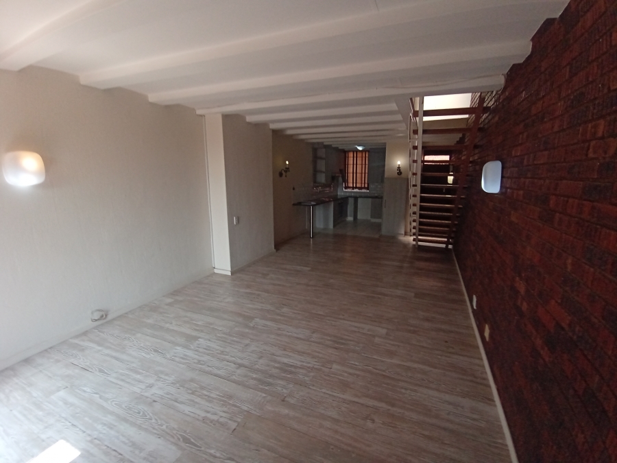 2 Bedroom Property for Sale in The Hill Gauteng