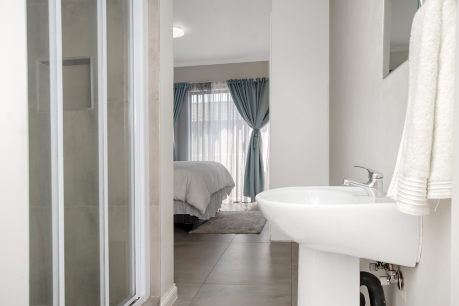 3 Bedroom Property for Sale in Witpoortjie AH Gauteng