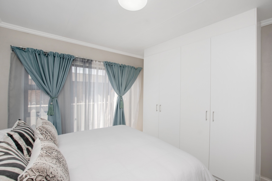 3 Bedroom Property for Sale in Witpoortjie AH Gauteng