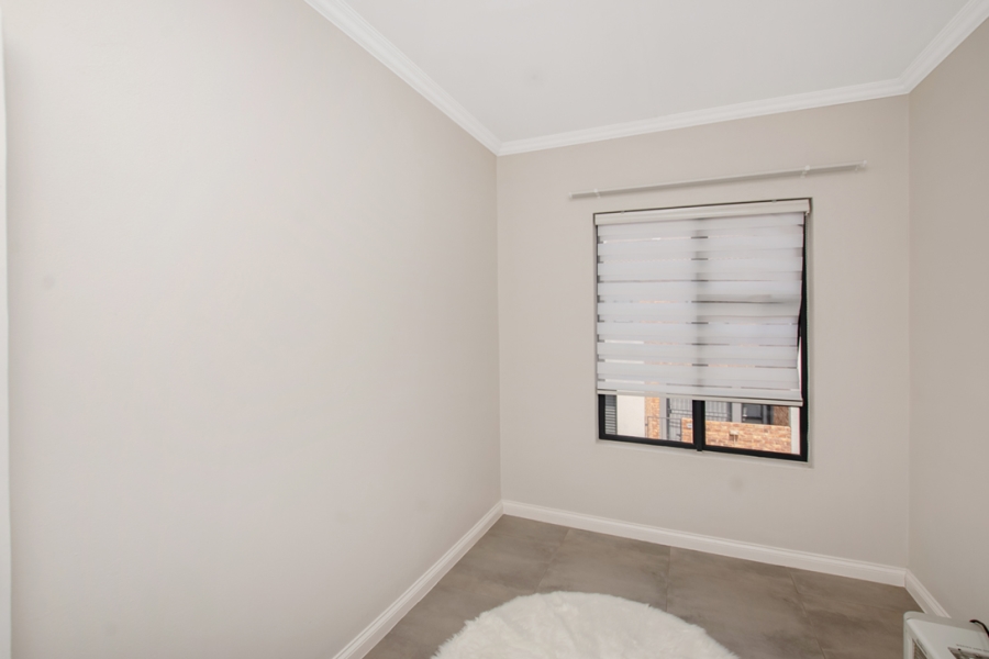 3 Bedroom Property for Sale in Witpoortjie AH Gauteng