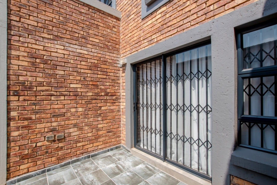 3 Bedroom Property for Sale in Witpoortjie AH Gauteng