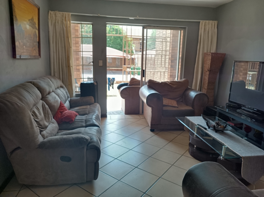 3 Bedroom Property for Sale in Karenpark Gauteng