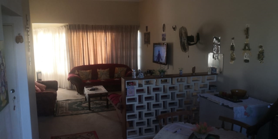 2 Bedroom Property for Sale in Selcourt Gauteng