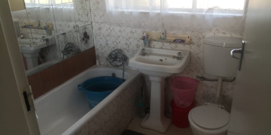 2 Bedroom Property for Sale in Selcourt Gauteng