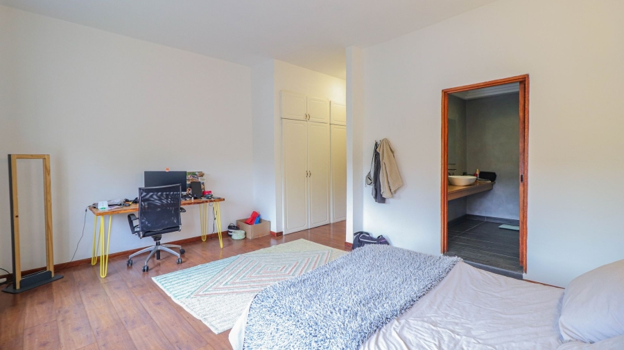 2 Bedroom Property for Sale in Killarney Gauteng