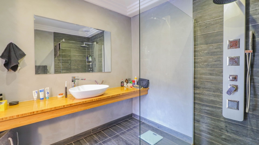 2 Bedroom Property for Sale in Killarney Gauteng