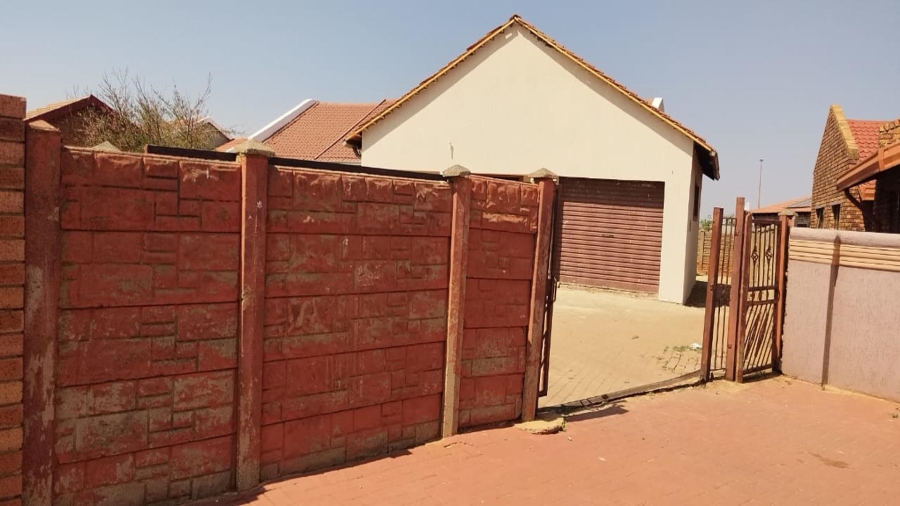 3 Bedroom Property for Sale in Sebokeng Zone 10 Gauteng