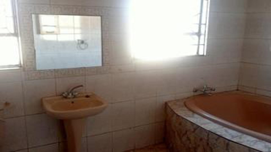 3 Bedroom Property for Sale in Sebokeng Zone 10 Gauteng