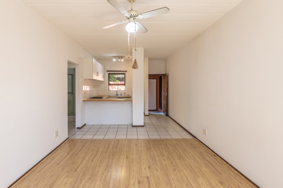 1 Bedroom Property for Sale in Sunninghill Gauteng