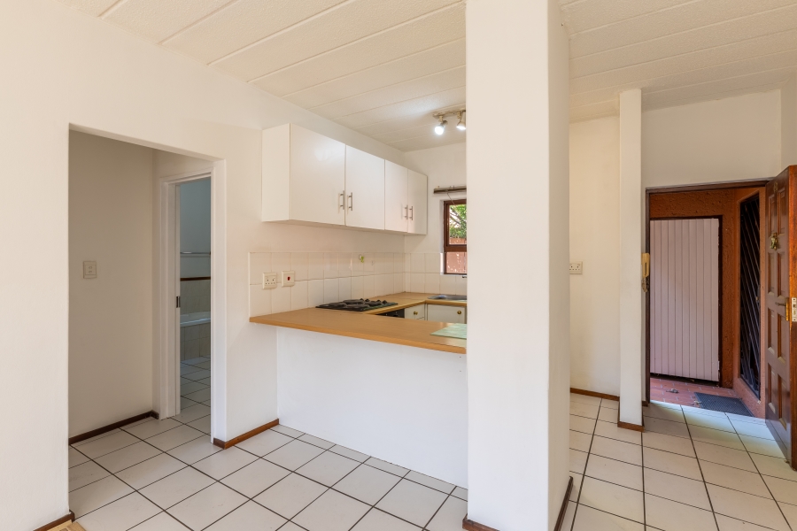 1 Bedroom Property for Sale in Sunninghill Gauteng