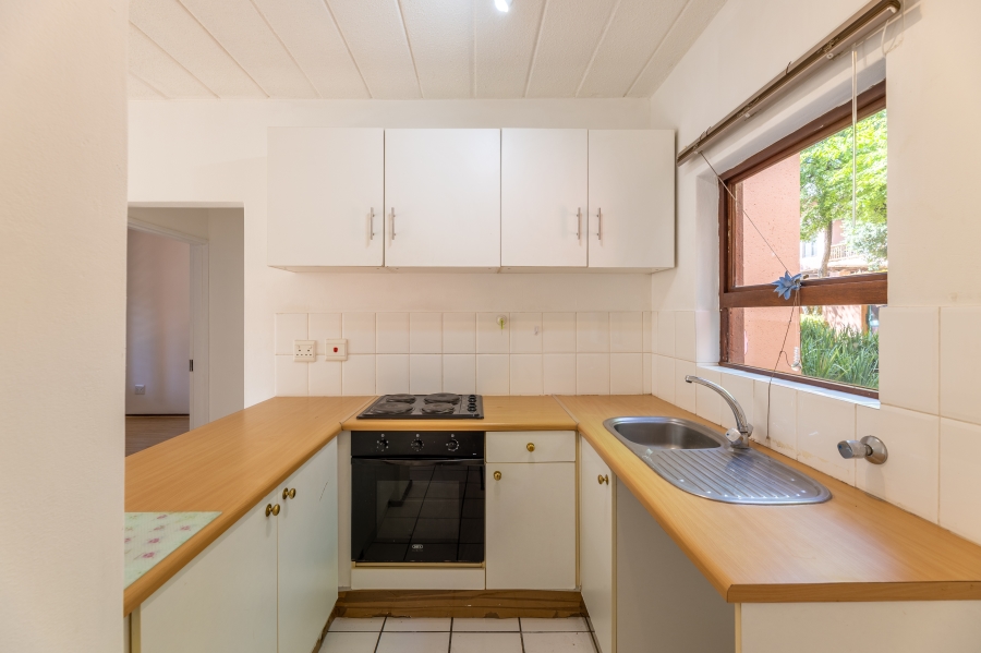 1 Bedroom Property for Sale in Sunninghill Gauteng