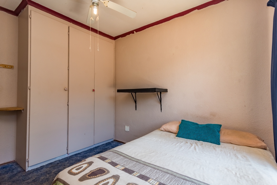 3 Bedroom Property for Sale in Wilro Park Gauteng