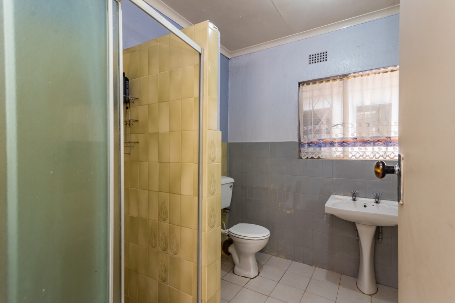 3 Bedroom Property for Sale in Wilro Park Gauteng