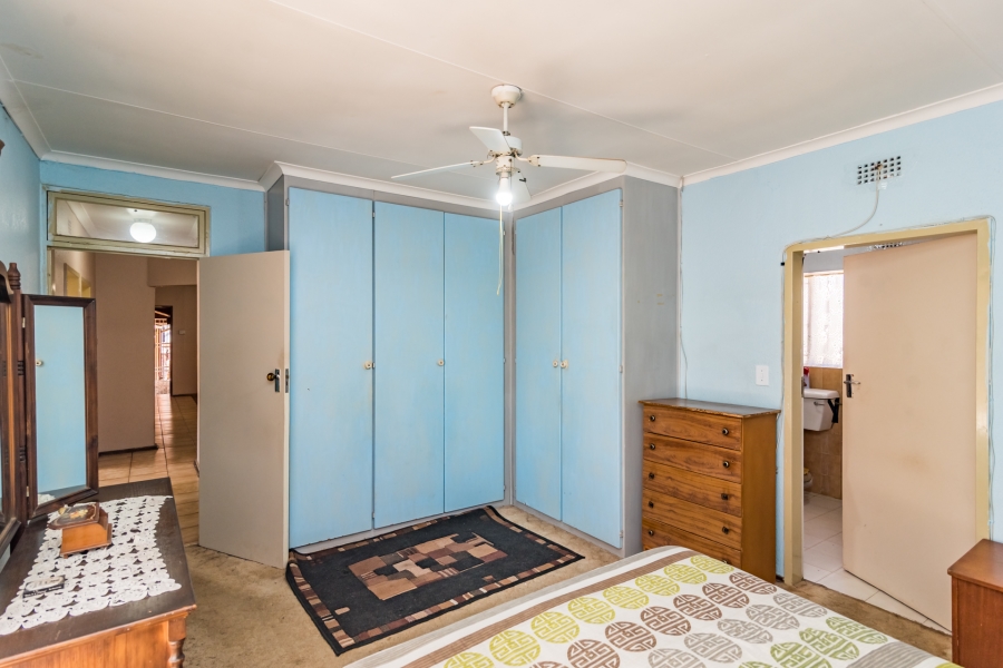 3 Bedroom Property for Sale in Wilro Park Gauteng