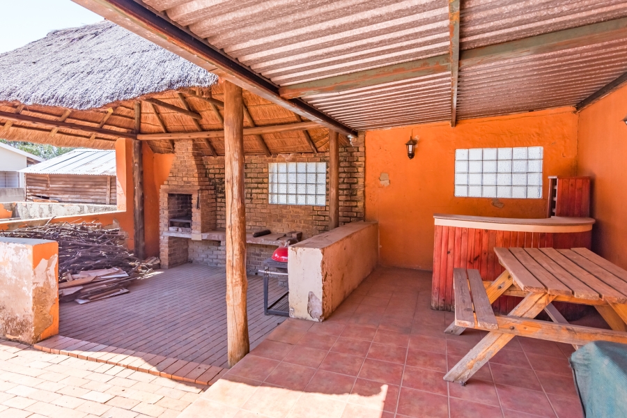 3 Bedroom Property for Sale in Wilro Park Gauteng