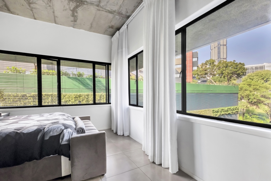 1 Bedroom Property for Sale in Sandown Gauteng