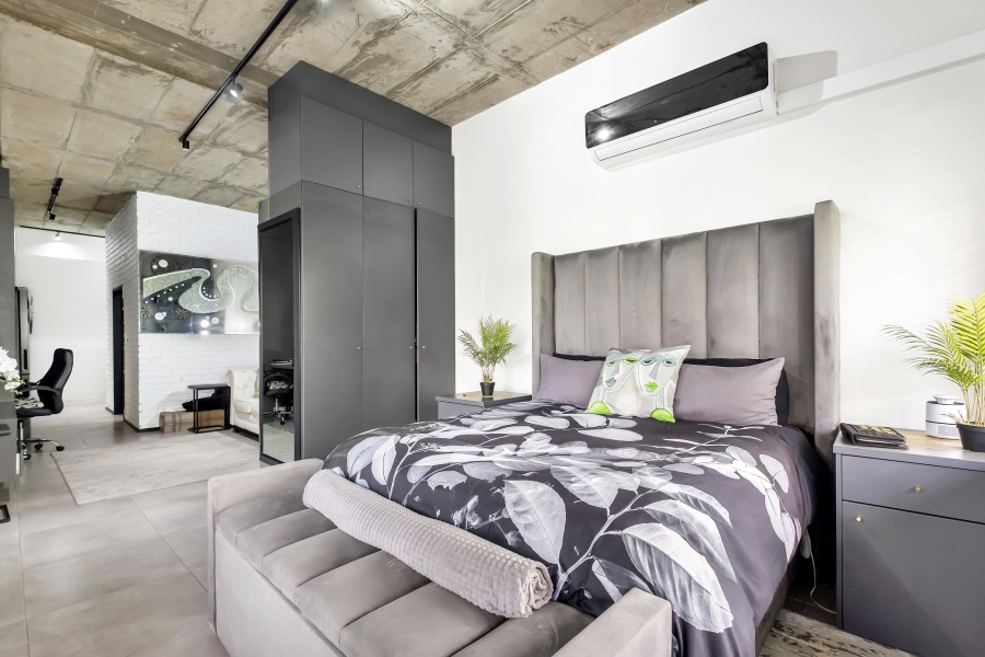 1 Bedroom Property for Sale in Sandown Gauteng