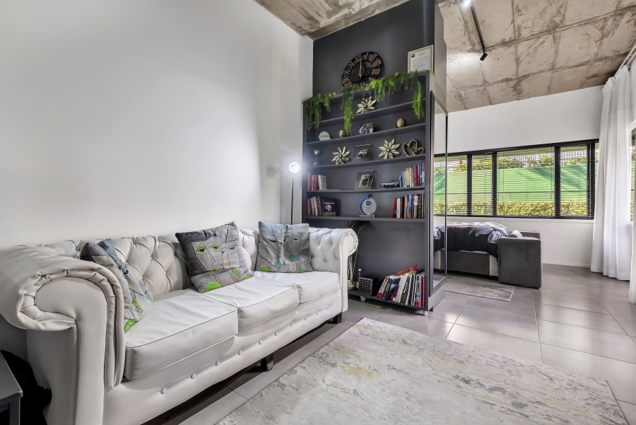 1 Bedroom Property for Sale in Sandown Gauteng