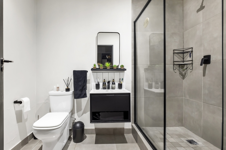 1 Bedroom Property for Sale in Sandown Gauteng