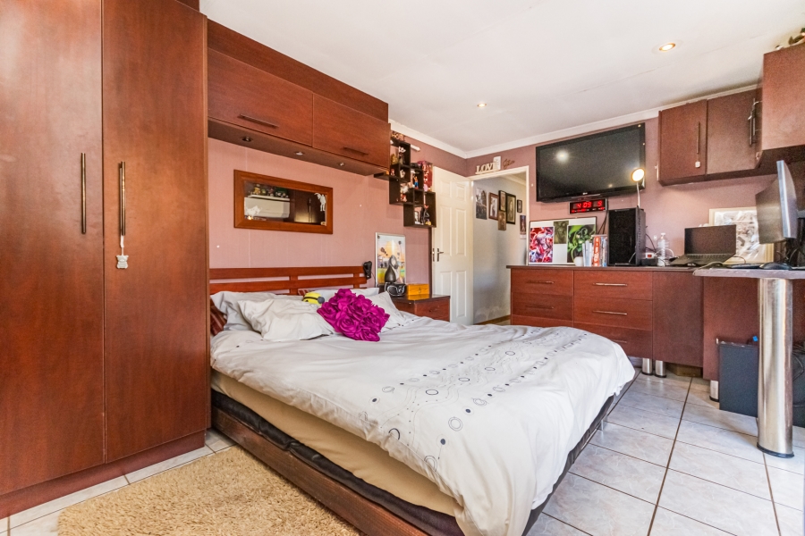 3 Bedroom Property for Sale in Florida Gauteng