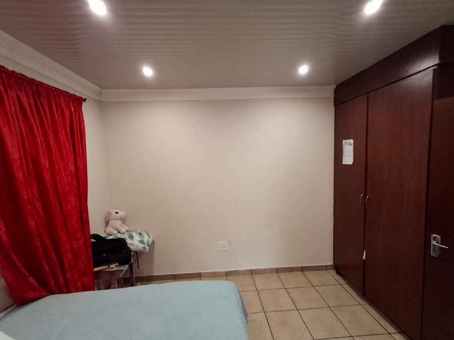 3 Bedroom Property for Sale in Theresa Park Gauteng