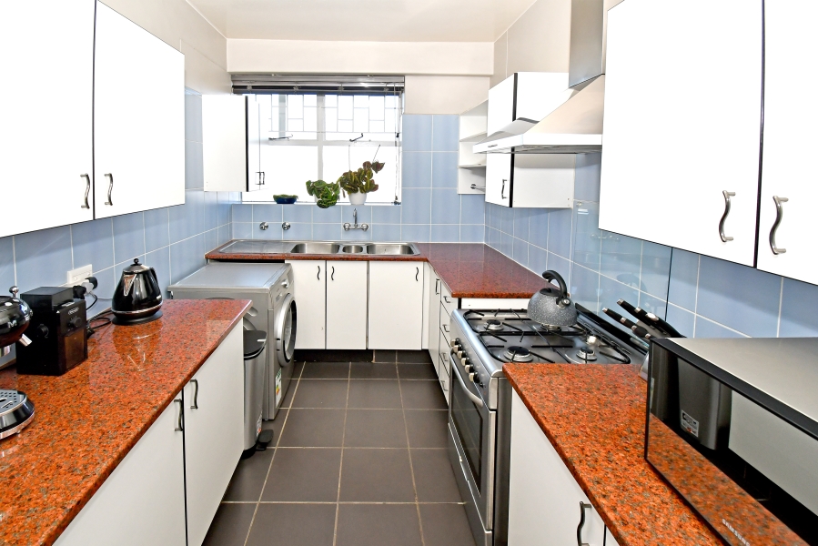 2 Bedroom Property for Sale in Illovo Gauteng