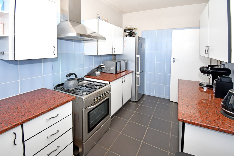 2 Bedroom Property for Sale in Illovo Gauteng
