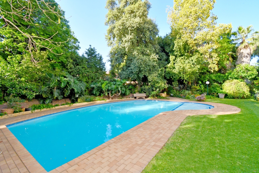 2 Bedroom Property for Sale in Illovo Gauteng