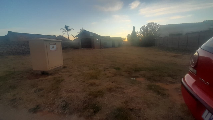 0 Bedroom Property for Sale in Mackenzieville Gauteng