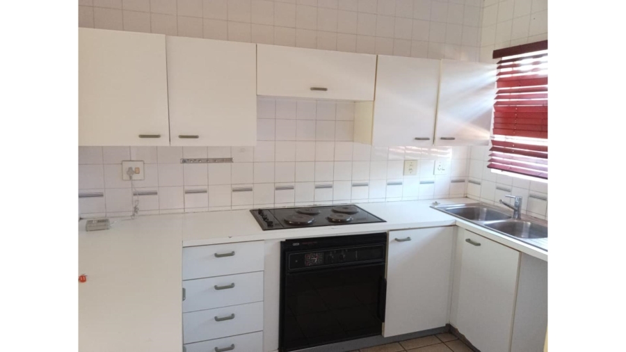2 Bedroom Property for Sale in Buccleuch Gauteng