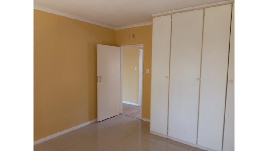 2 Bedroom Property for Sale in Buccleuch Gauteng
