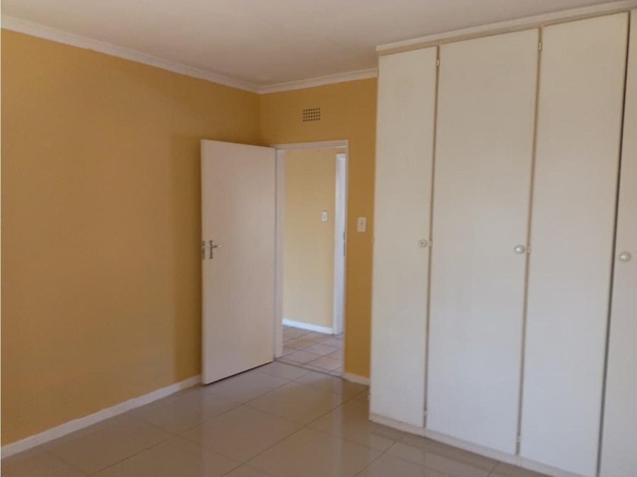 2 Bedroom Property for Sale in Buccleuch Gauteng
