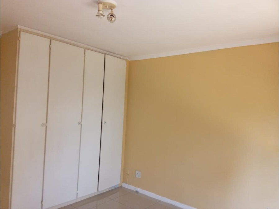 2 Bedroom Property for Sale in Buccleuch Gauteng