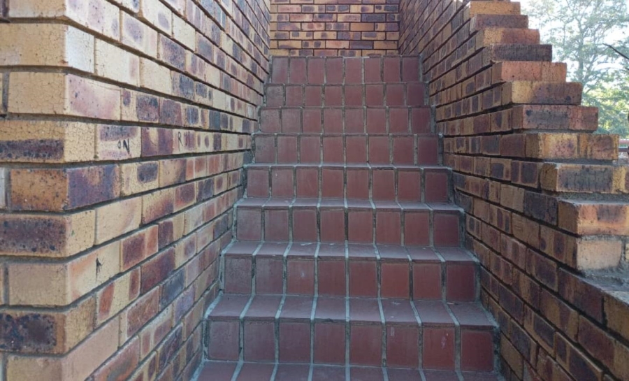 2 Bedroom Property for Sale in Buccleuch Gauteng