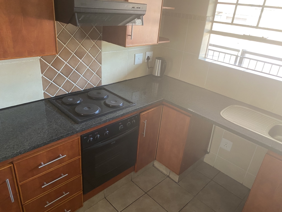 2 Bedroom Property for Sale in Magalieskruin Gauteng