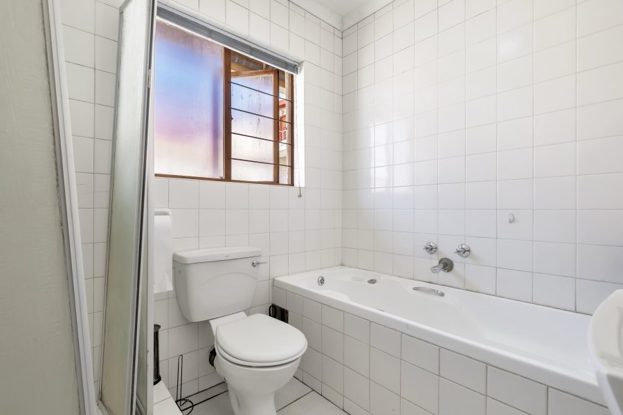 2 Bedroom Property for Sale in Westdene Gauteng