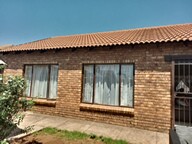 2 Bedroom Property for Sale in The Orchards Gauteng