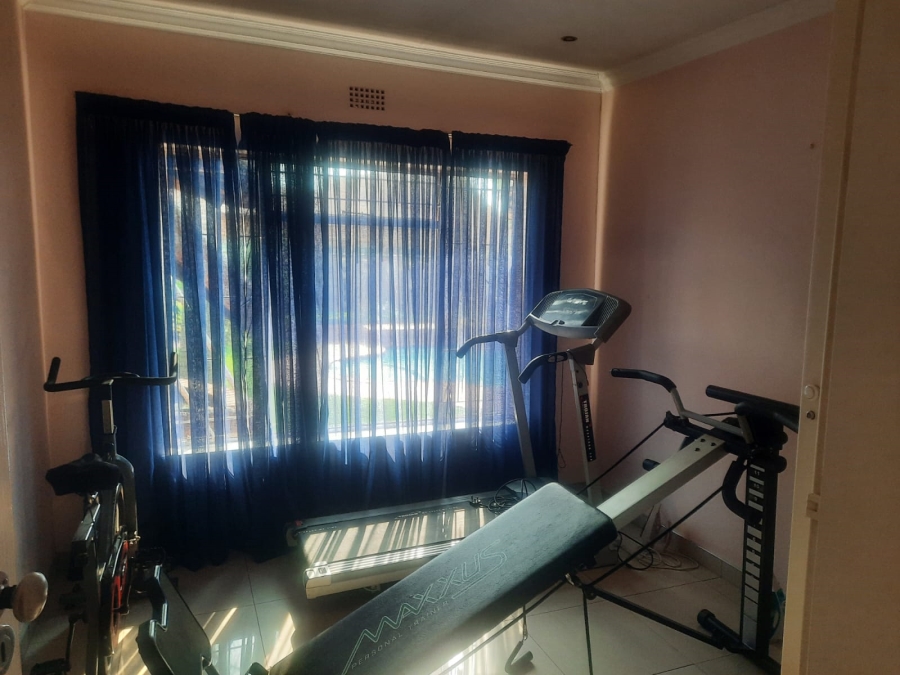 4 Bedroom Property for Sale in Falcon Ridge Gauteng