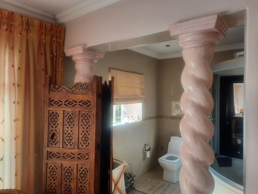 4 Bedroom Property for Sale in Falcon Ridge Gauteng