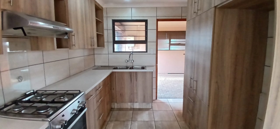 To Let 2 Bedroom Property for Rent in Henley on Klip Gauteng
