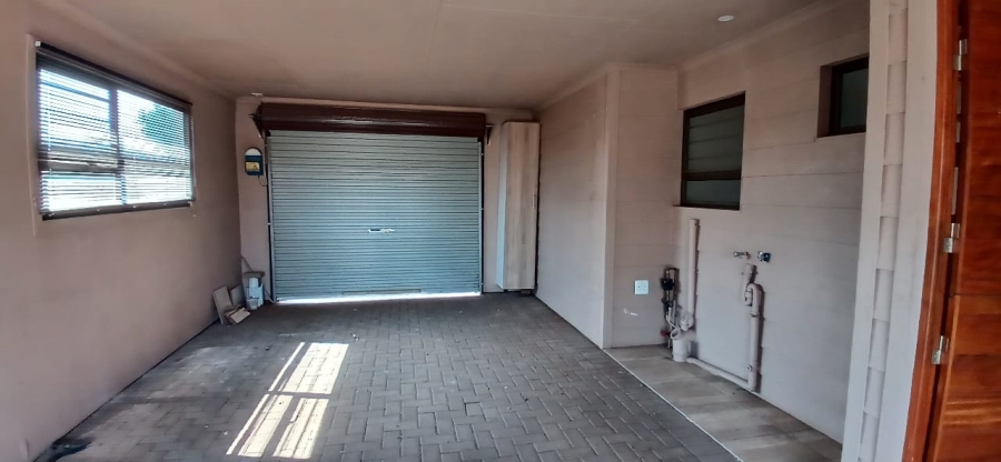 To Let 2 Bedroom Property for Rent in Henley on Klip Gauteng