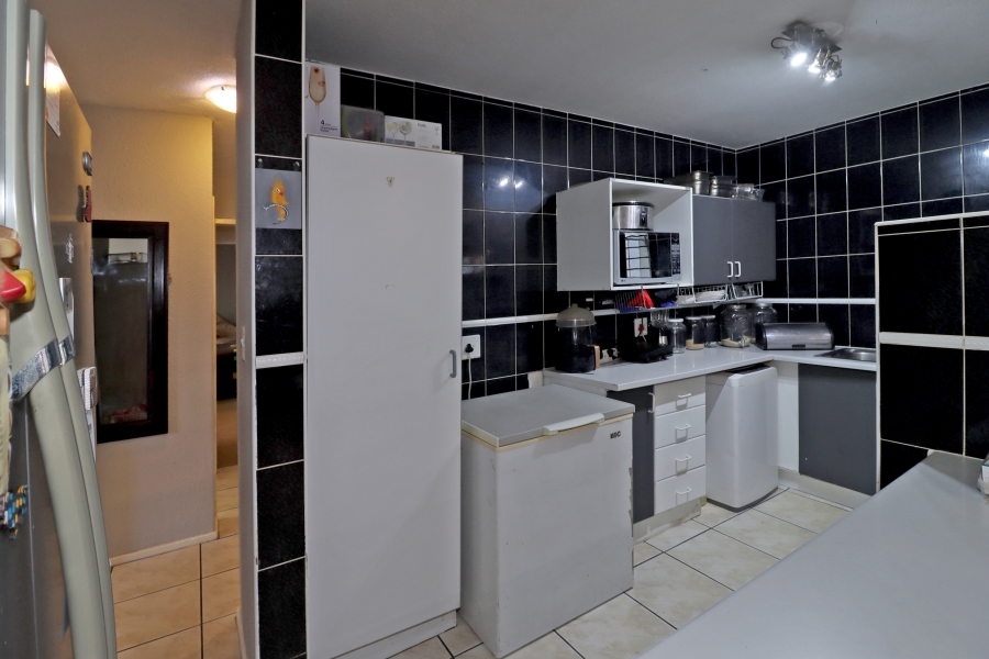 4 Bedroom Property for Sale in Northwold Gauteng