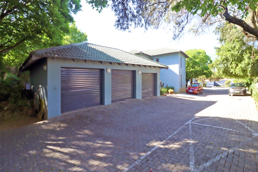 4 Bedroom Property for Sale in Northwold Gauteng