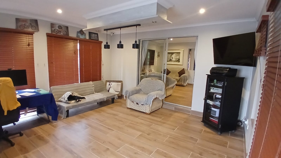 4 Bedroom Property for Sale in Highveld Gauteng