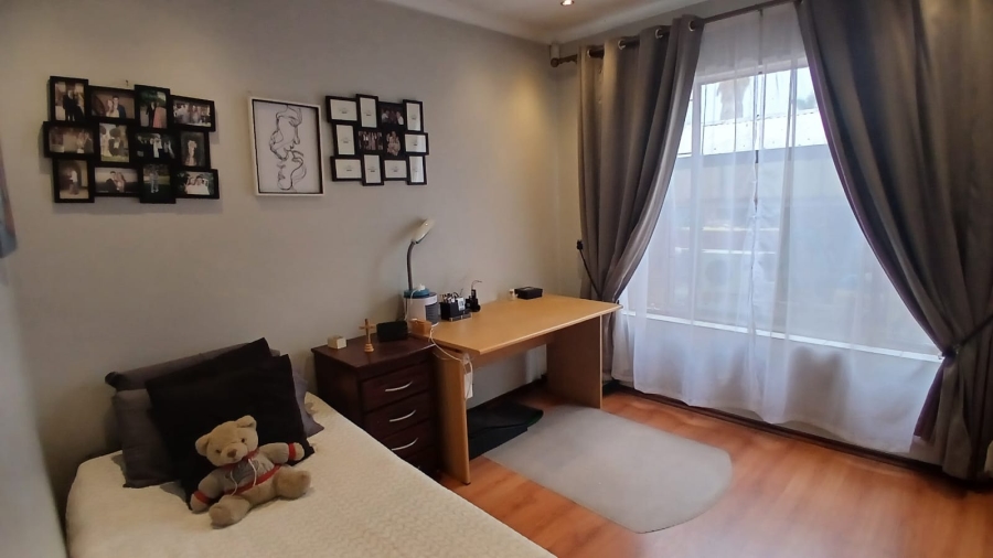 4 Bedroom Property for Sale in Highveld Gauteng